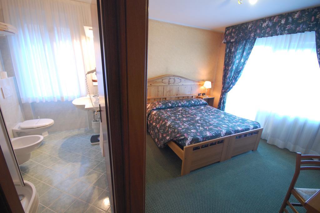 Chalet Fiocco Di Neve Pinzolo Zewnętrze zdjęcie