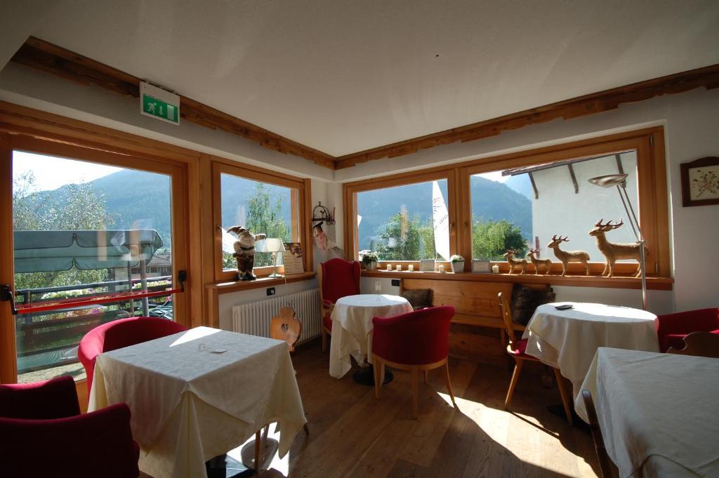 Chalet Fiocco Di Neve Pinzolo Zewnętrze zdjęcie